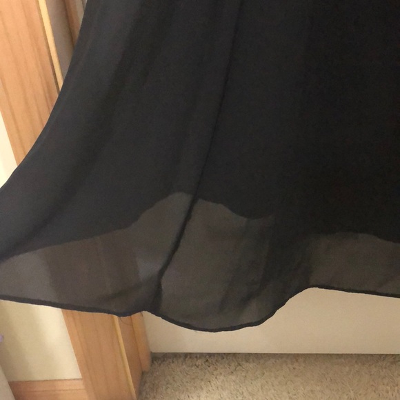 Full length black semi-formal dress - Picture 6 of 8